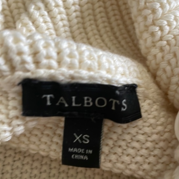 Cream heavy-knit sweater from Talbots in an extra small. Very comfortable - Picture 2 of 2
